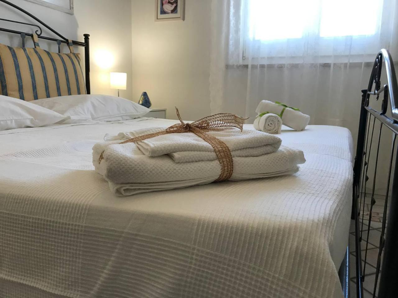 Casa Vacanze Borgo Marinaro อาโวลา ภายนอก รูปภาพ